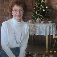 Sandy Pierce Photo 22