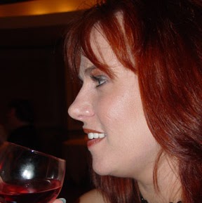 Jennifer August Photo 33