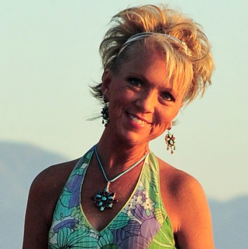 Cherry Larson Photo 18