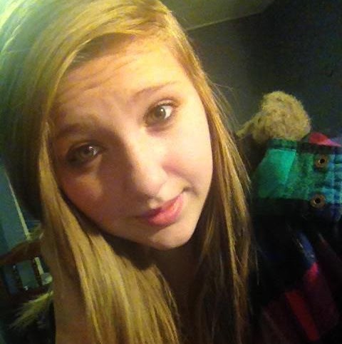 Jessica Gibbons Photo 7