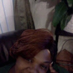 Angie Robinson Photo 29