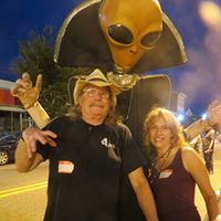 Sharon Wayne Photo 32