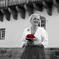 Susanne Mayer Photo 20