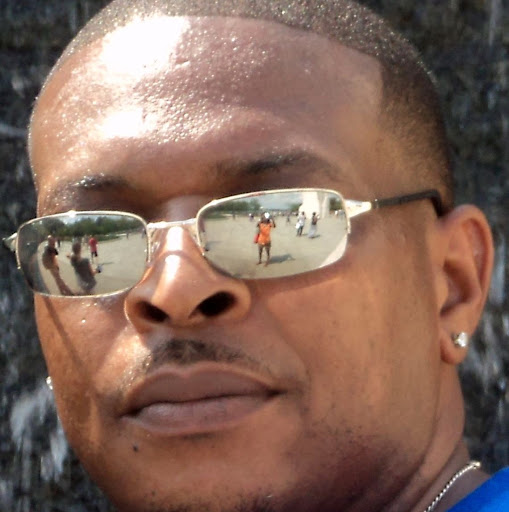 Randolph Thompson Photo 30