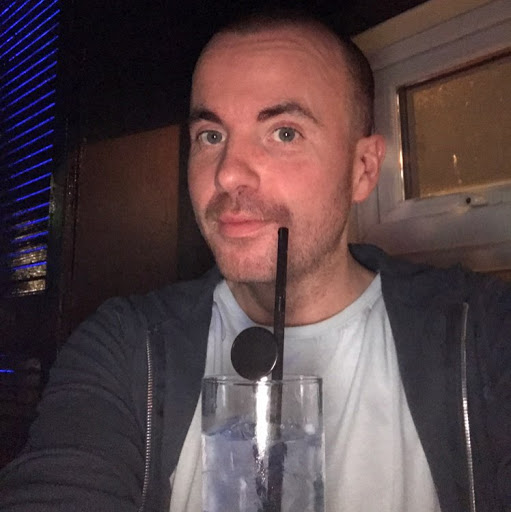Lee Farrell Photo 11