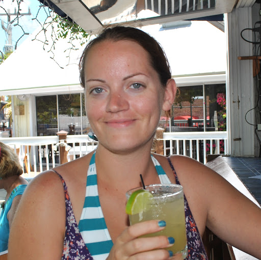 Julie Halstead Photo 28