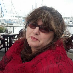 Liz Schaefer Photo 25