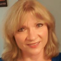 Paula Roberts Photo 30