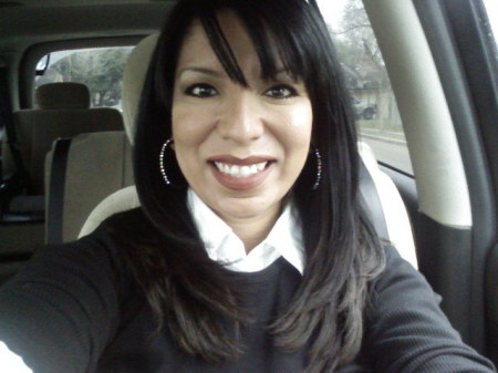 Laurie Lopez Photo 37