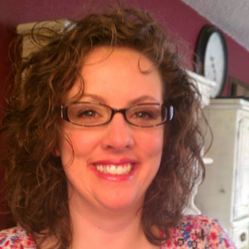Rebecca Gardner Photo 37