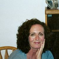 Carol Warren Photo 29