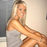 Liana Evans Photo 17