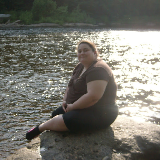 Jennifer Huth Photo 20