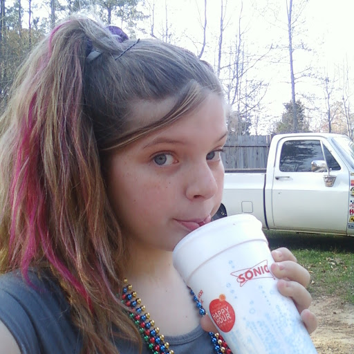 Kelley Perry Photo 19