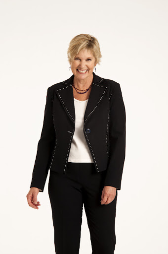 Sandy Godwin Photo 8