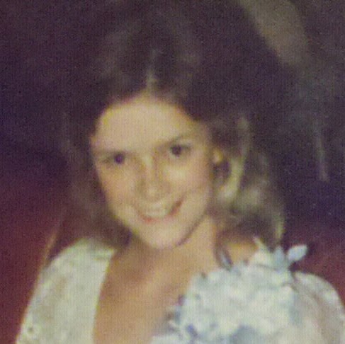 Sandy Pierce Photo 32