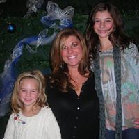 Allison Arnold Photo 22
