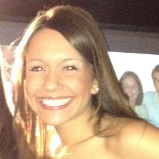 Danielle Viviers Photo 3