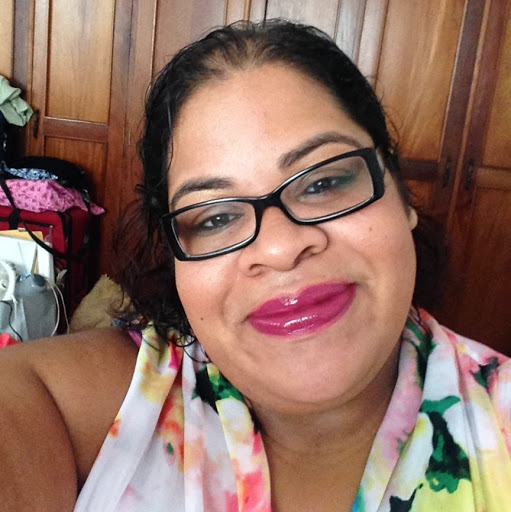 Stephanie Rivera Photo 33