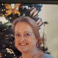 Debbie Hendrick Photo 21