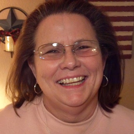 Becky Coates Photo 40