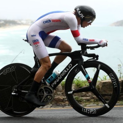 Robert Vickers Photo 42