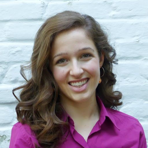 Susannah Harris Photo 3