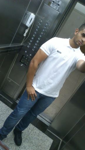 Jonathan Rosario Photo 8