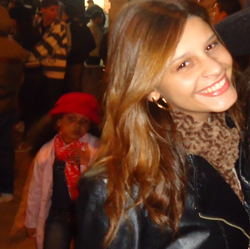 Rachel Rodrigues Photo 31