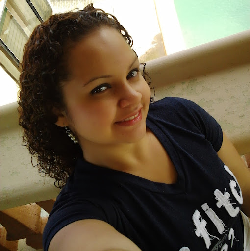 Katherine Yanes Photo 4