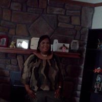 Pamela Andrews Photo 26