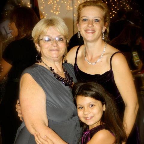 Vicky Hill Photo 42