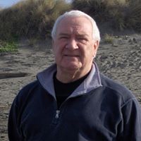 Ralph Howell Photo 23