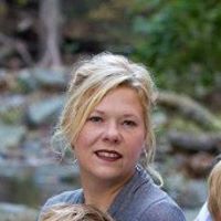 Kelly Lyles Photo 17