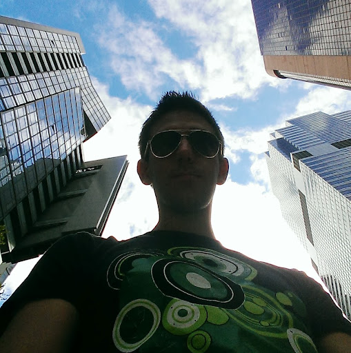 Daniel Abrams Photo 25