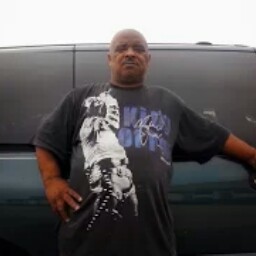 Darnell Young Photo 38