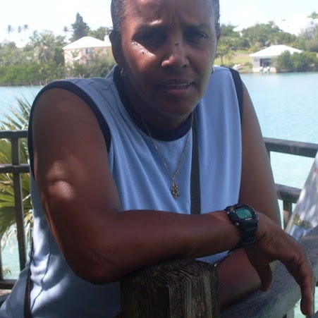 Sonia Robinson Photo 26
