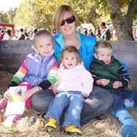 Kristy Howell Photo 25