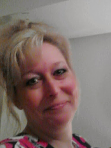 Shellie Williams Photo 27