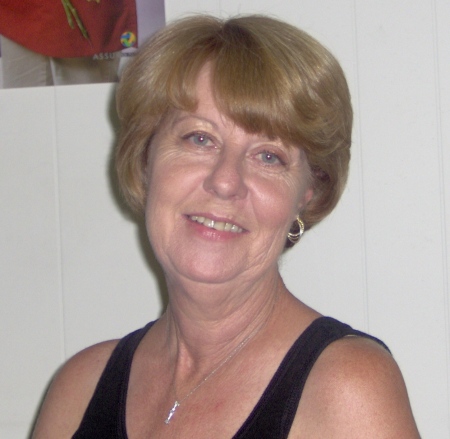 Carolyn Adams Photo 44