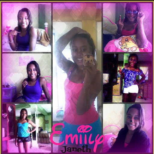 Emily Murillo Photo 24