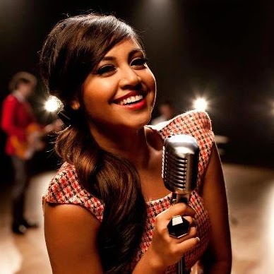 Monica Albert Photo 32