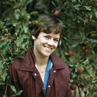 Carroll Reynolds Photo 11