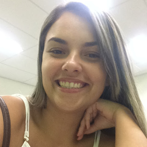 Samantha Muniz Photo 23