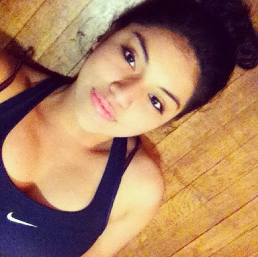 Alejandra Arreguin Photo 6