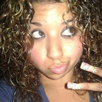 Janet Andrade Photo 34
