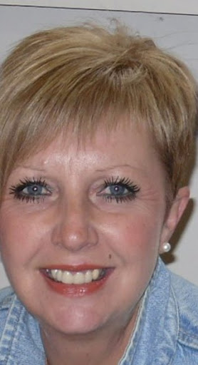 Lorna Robinson Photo 35