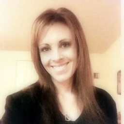 Tina Hunt Photo 29