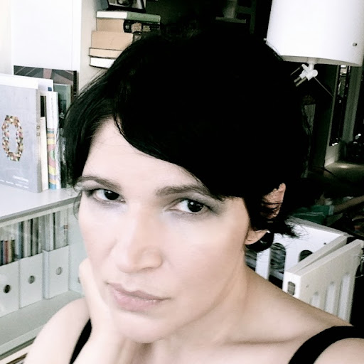 Maria Thompson Photo 38