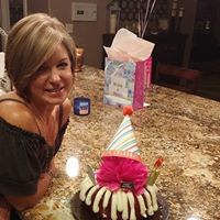Renee Marshall Photo 50